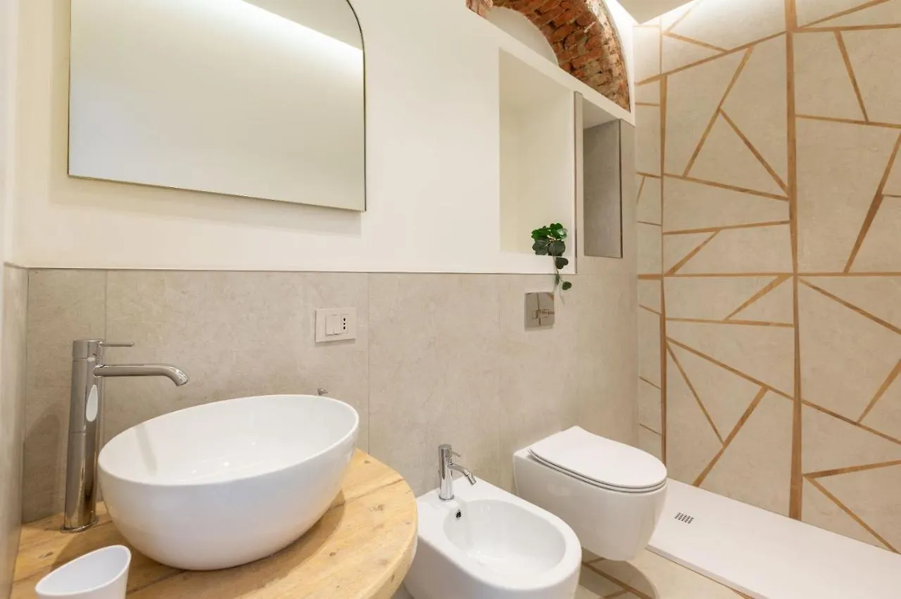 Nd4 -Loreto - Duomo- Minimal House Milano Italien