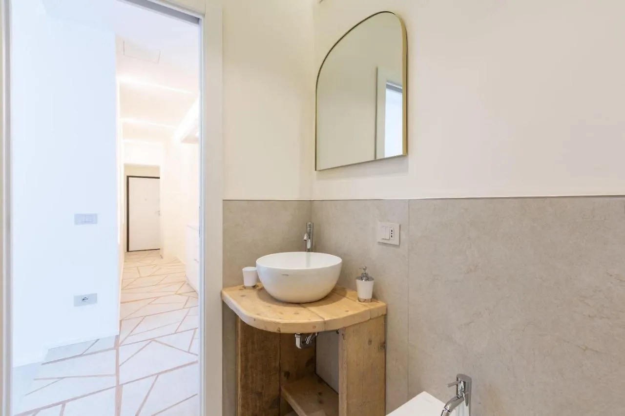Nd4 -Loreto - Duomo- Minimal House Milano